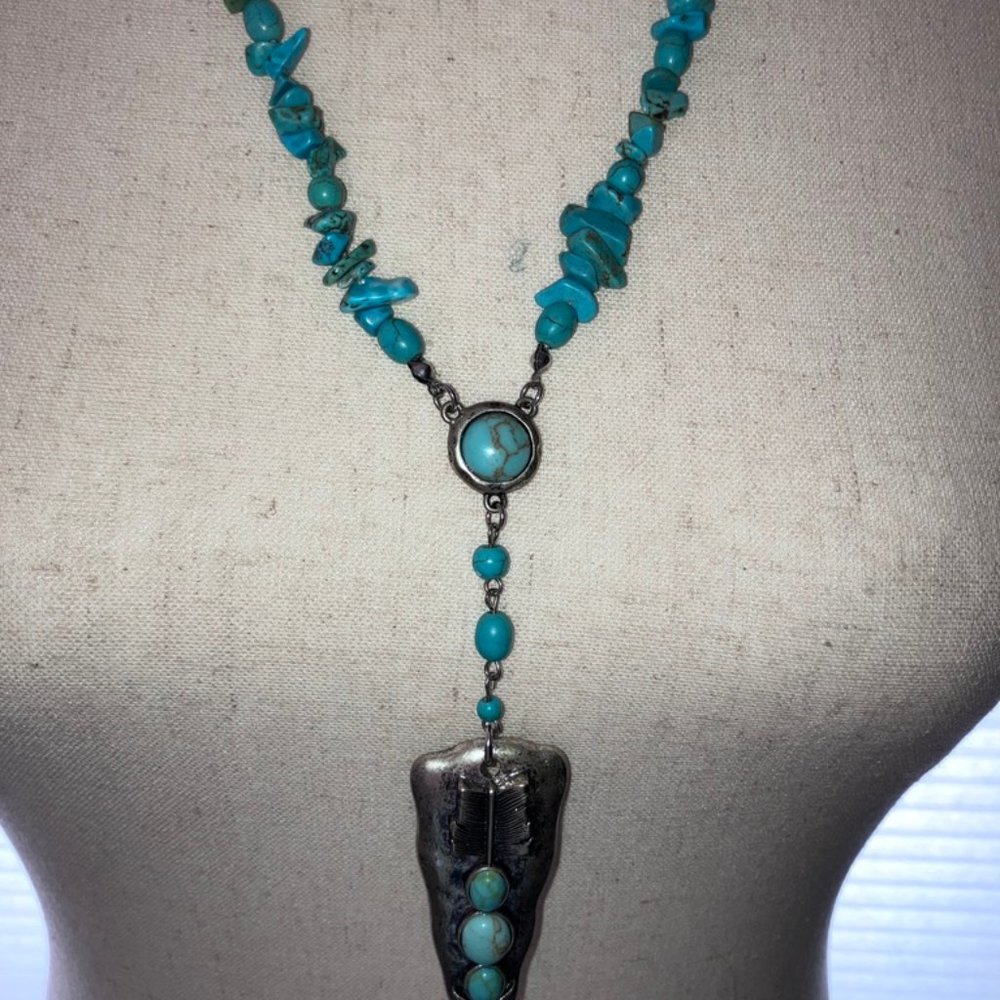 Turquoise and Silver Tone Arrowhead Necklace